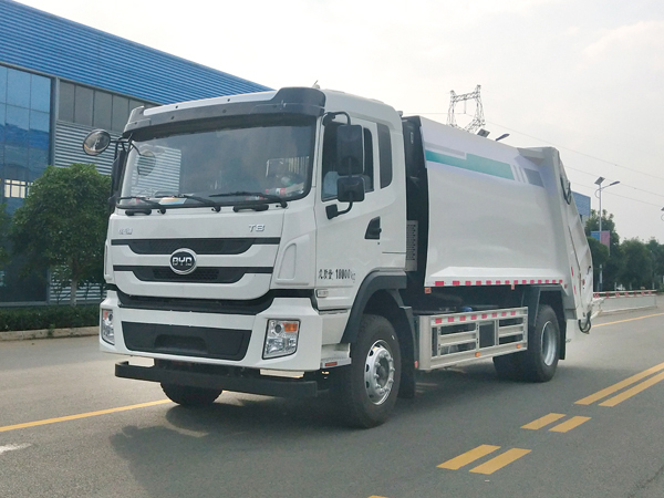 CL5181ZYSBEV型比亞迪T8純電動(dòng)壓縮車(chē)